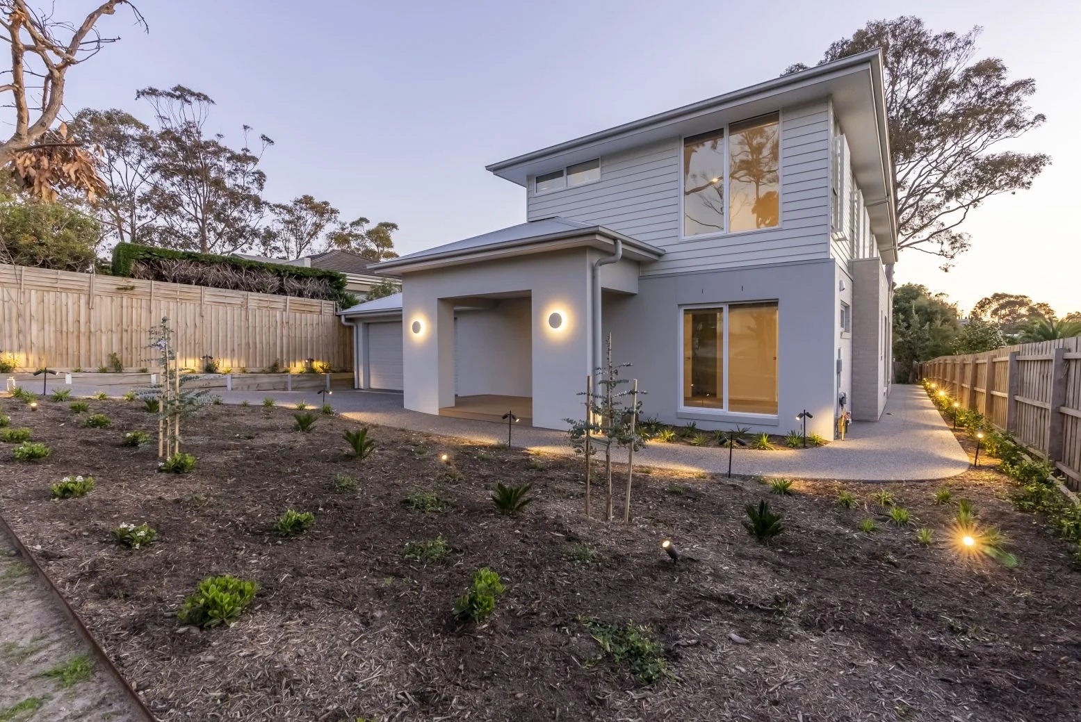 Best Plants for Landscape Design in Cheltenham’s Climate